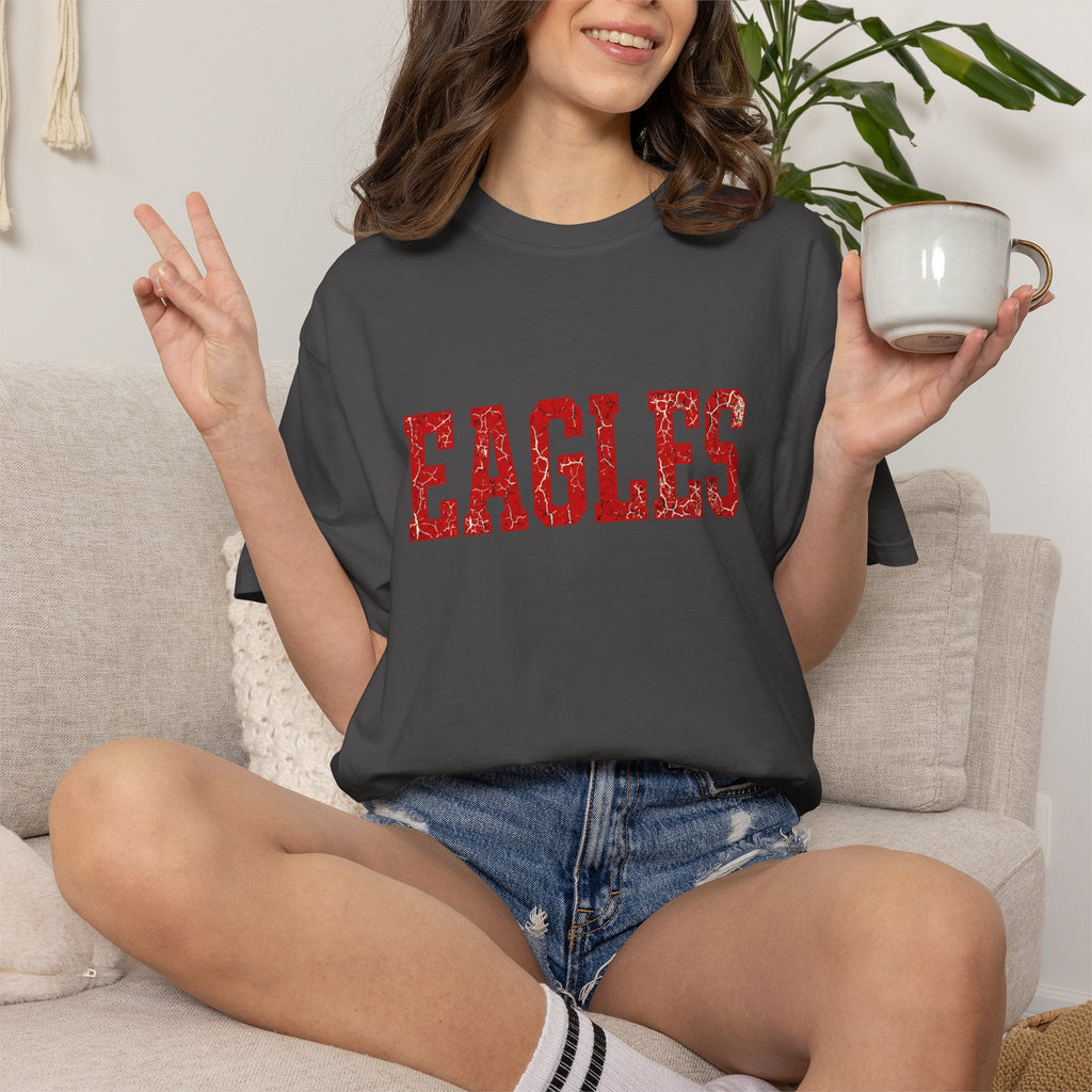 Eagles Vintage College T‑Shirt — Retro Red Lettering